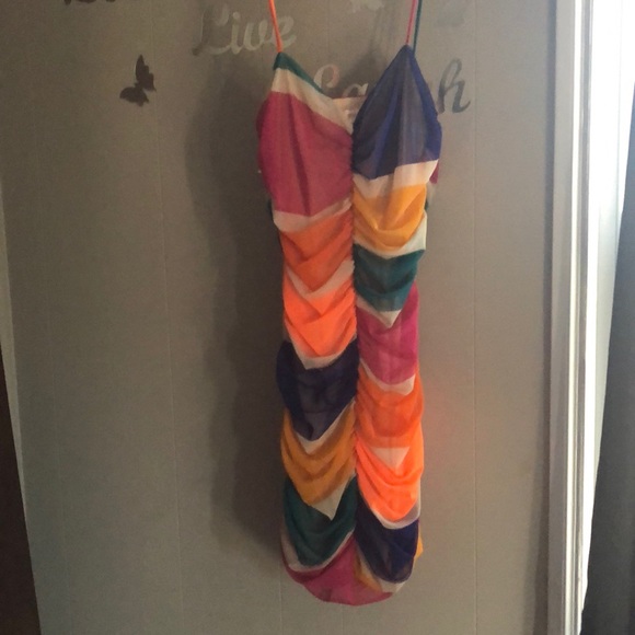 A dress - Picture 1 of 2